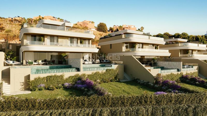 Foto 54f5423f-6f5a-4ec9-a1aa-01d858038e7d. Casa amb piscina a Seghers Estepona