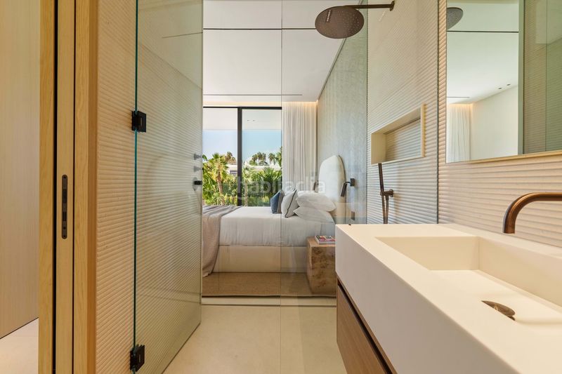 Foto dcc1d61f-ebe2-4bed-926d-48cb1c01b347. Casa amb calefacció aparcament piscina a lomas de Marbella club Marbella