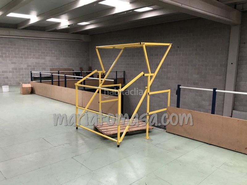 Foto 9859f87c-ca21-41ef-8a99-e67ee4115138. Capannone industriale in San Miguel Basauri