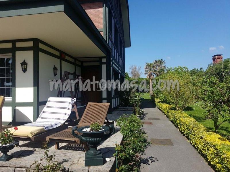 Foto 7d8519f8-c1a9-4add-b3f7-9e2d23954b9b. Haus mit pool in santa maría de Getxo Getxo