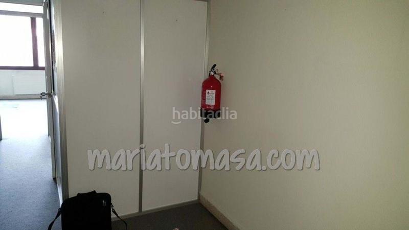 Foto ad8521b5-8a11-4ff8-b1d1-a05986ef32c1. Alquiler oficina en San Pedro de Deusto - La Ribera Bilbao