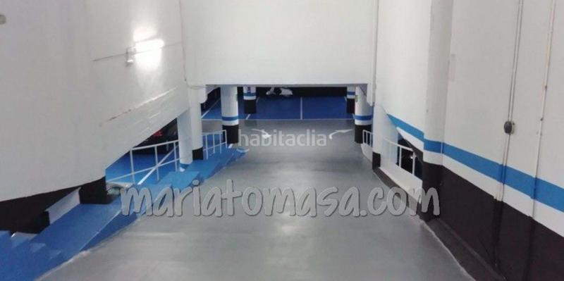 Foto 6633c91d-9558-487b-ba2d-30a7266c2837. Aparcament cotxe a Alhóndiga Bilbao