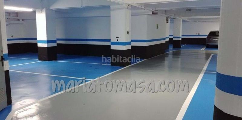 Foto b7abaec9-2f19-400a-b8a1-678e4d8c5393. Autoparkplatz in Alhóndiga Bilbao