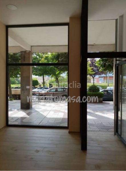 Foto 54563b09-bf8d-4a1e-a86e-7e9caeb17225. Lloguer local comercial a Bagatza - S. Vicente Barakaldo