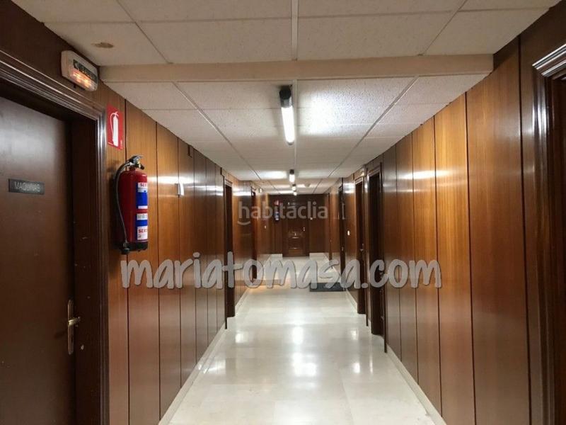 Foto a29b3b8a-26d6-4b06-8931-711ed8a2040e. Bureau dans Las Arenas Getxo