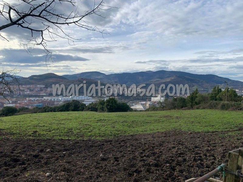 Foto 25a42a74-678f-4375-83e7-368fbe4ccc20. Casa a Otxarkoaga Bilbao