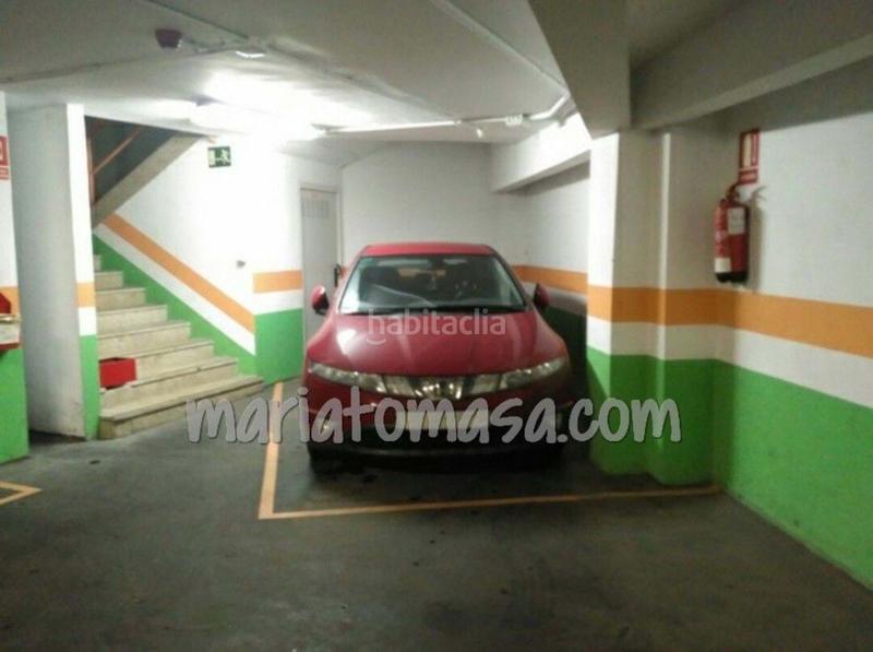 Foto f2276fba-13e4-47d2-bff7-72bc6eee706b. Parking coche en Kalero-Basozelai Basauri