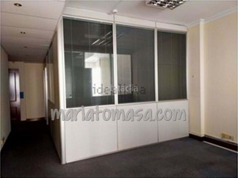 Foto 3212f20b-85cc-44d2-9b6d-86e807f9166a. Location bureau avec chauffage dans Plaza Circular Bilbao