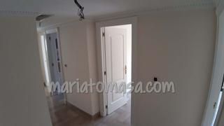 Flat  Alvarez sereix