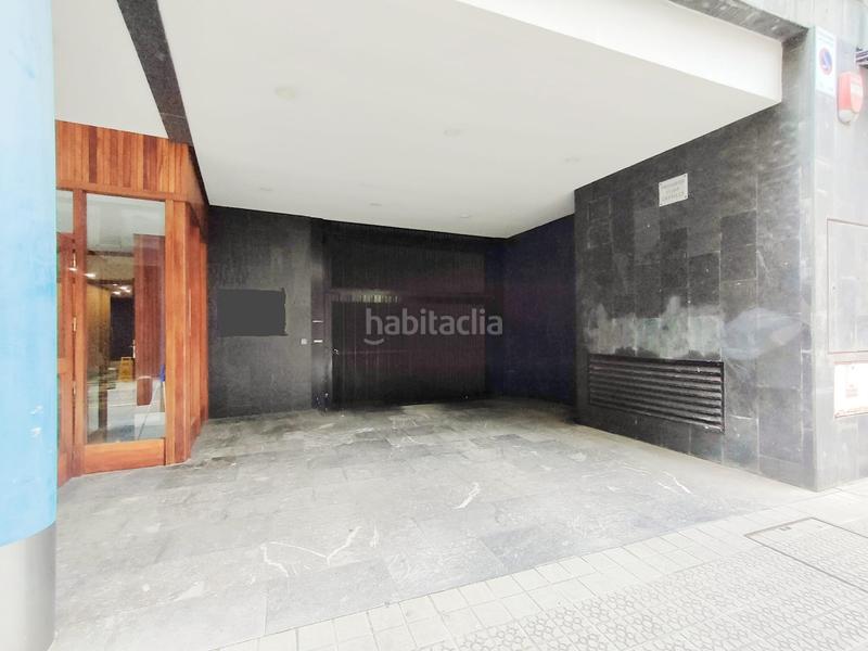 Foto fa310abc-414f-4411-b1ea-8c7b550ad8bb. Autoparkplatz in Zabalburu Bilbao