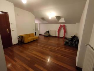 Local Comercial  Calle la cruz