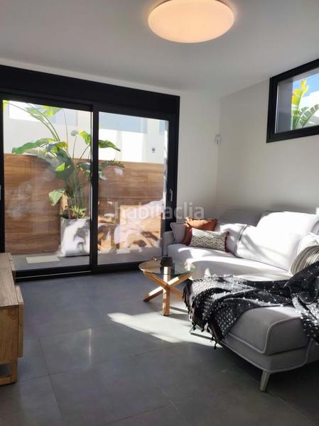 Foto 9c49f7ca-f068-46d2-86e7-9bd7541abf15. Casa en Los Europeos Torrevieja