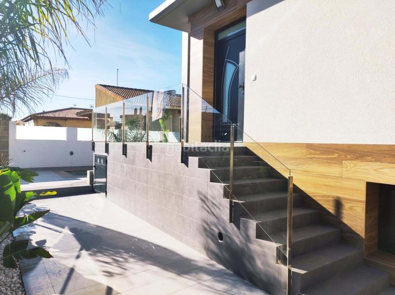 Foto 52a15d8e-b041-4721-8130-c252b8e2d731. House with heating pool in Los Europeos Torrevieja