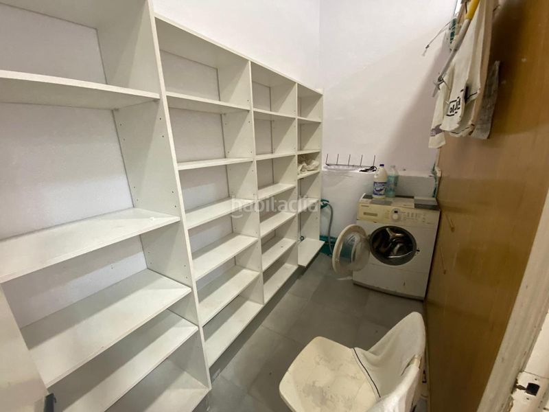 Foto 9805cf5d-5a82-4939-9498-ad94c52fae3e. Local comercial a maestro barbieri 2 a Centro Castro - Urdiales