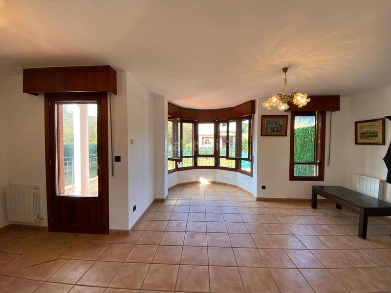 Foto 8001ceb4-61fa-45d0-a555-898b9c5f0692. Casa a schiera con riscaldamento in Samano Castro - Urdiales