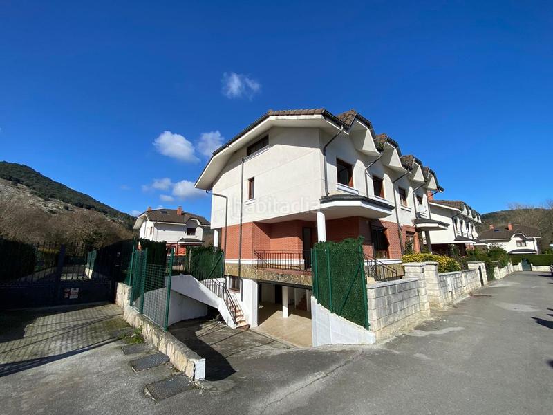 Foto b2fe84f7-81a9-4dfe-902a-15a93287f01d. Casa adosada en Samano Castro - Urdiales