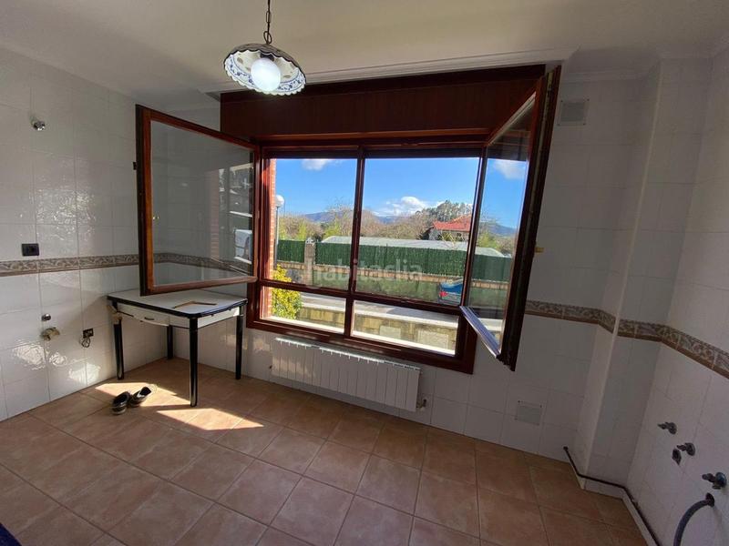Foto ce7b0c2d-0763-49ef-9a0e-3975e0962e13. Casa adosada en Samano Castro - Urdiales