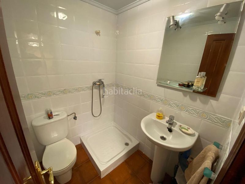 Foto 079777f4-1d1c-43c8-9bbd-ea8d828137a7. Casa amb calefacció aparcament a Samano Castro - Urdiales