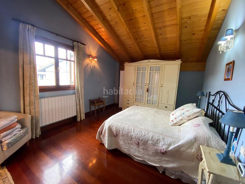 Foto 15871806-39f1-45a5-9602-eb6fa37b40e7. Casa amb calefacció aparcament a Samano Castro - Urdiales
