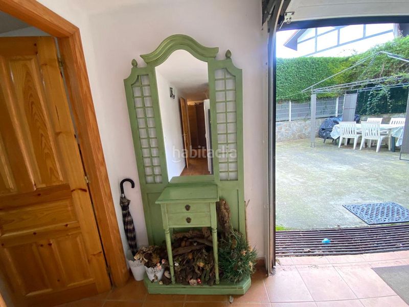 Foto 2d37e244-2ca0-4c71-9870-374458810b8d. Casa amb calefacció aparcament a Samano Castro - Urdiales