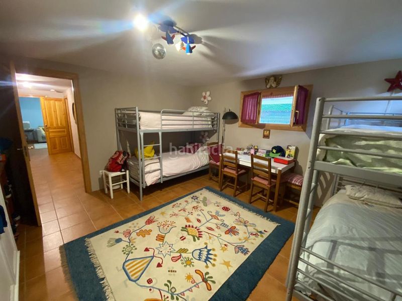 Foto 4b90687d-23a3-49fd-ae53-fab9dd28c123. Casa amb calefacció aparcament a Samano Castro - Urdiales
