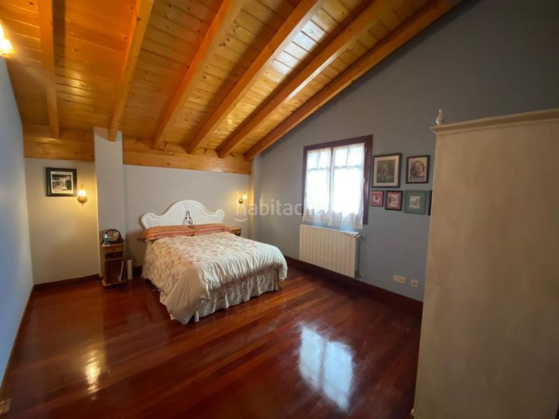 Foto 9c0854f7-488d-4ebc-904d-cee5ef78861a. Casa amb calefacció aparcament a Samano Castro - Urdiales
