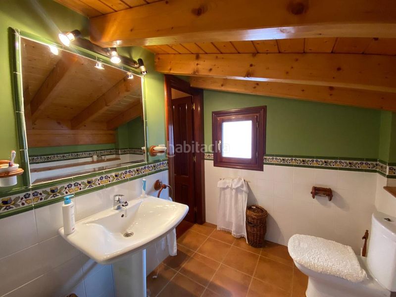 Foto d95f2a4a-f4ea-4888-a044-f3cadc92f399. Casa amb calefacció aparcament a Samano Castro - Urdiales