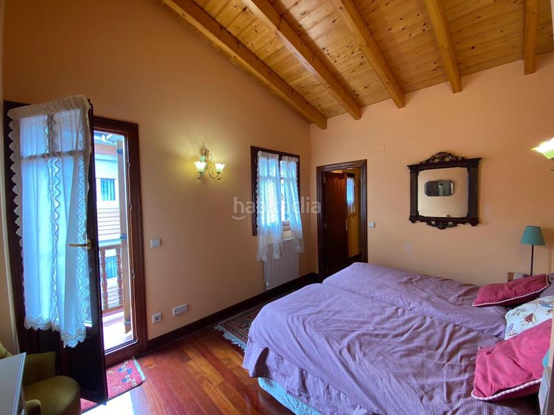 Foto e2ceb843-373f-4453-b3e7-a1ab15c7e179. Casa amb calefacció aparcament a Samano Castro - Urdiales