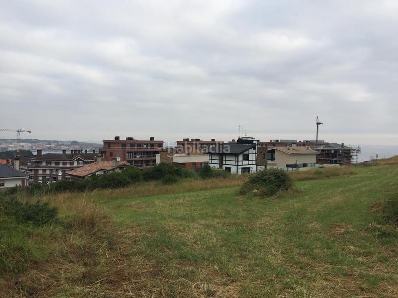 Foto ce345e12-d20a-4968-acae-f77e134cd685. Residential plot in Cotolino Castro - Urdiales