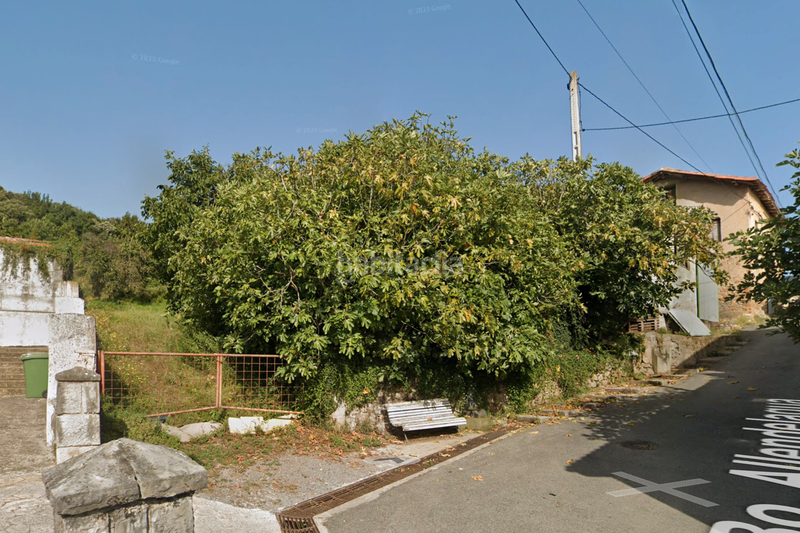 Foto f3e02b9e-1846-4c2e-b78e-70bd501a6b5b. Terrain résidentiel dans barrio allendelagua 30 dans Castro - Urdiales