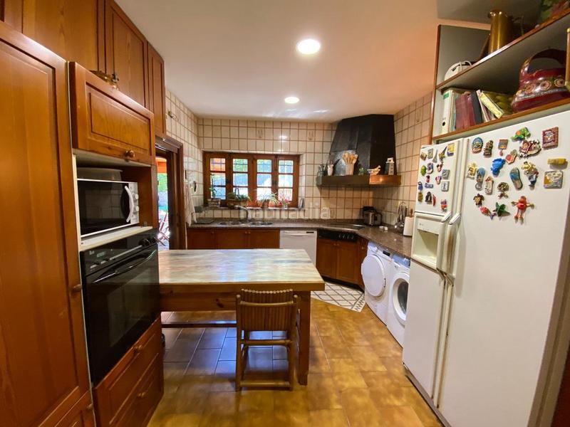 Foto 2aaf2209-569d-4143-9827-db33ba9b68bc. Casa a barrio brazomar 46 a Cotolino Castro - Urdiales