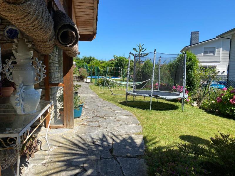 Foto a921cfda-5bb0-476a-af94-05f0d05d36a9. Casa a barrio brazomar 46 a Cotolino Castro - Urdiales