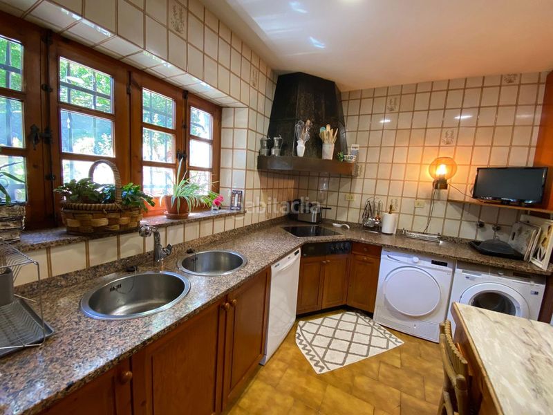 Foto de451f4c-e188-4e99-8f32-35647865ff1e. Casa a barrio brazomar 46 a Cotolino Castro - Urdiales