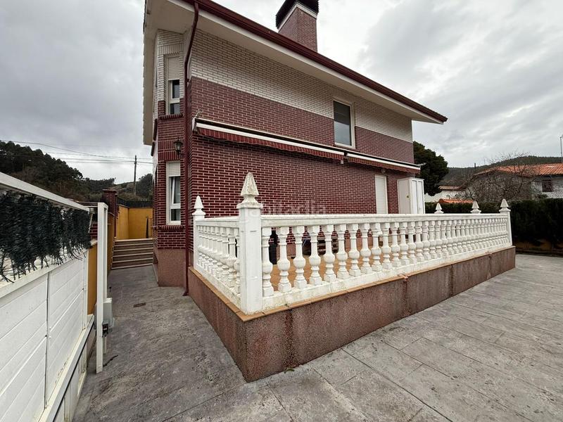 Foto 0658956c-4a27-4872-aa04-c116b0c22887. Casa en barrio sámano 40 en Samano Castro - Urdiales