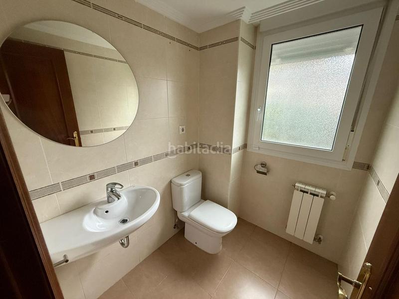 Foto b07eac12-7064-4305-a11a-b3c3bc3bc309. Casa en barrio sámano 40 en Samano Castro - Urdiales