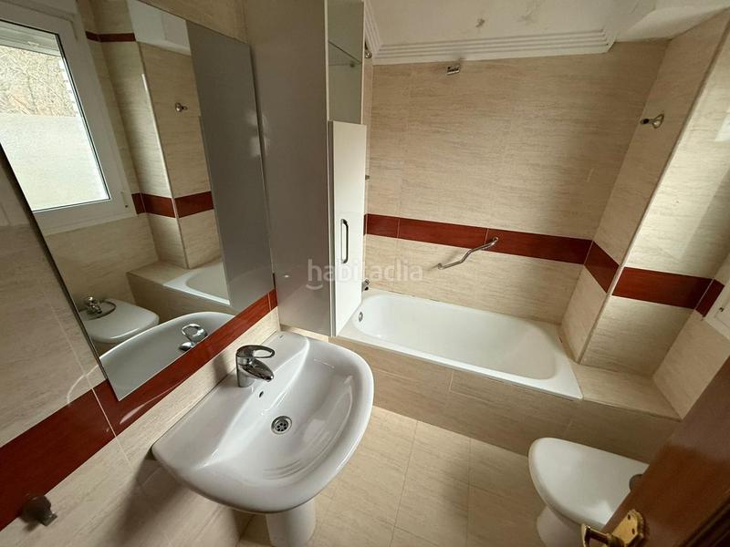 Foto bbfb001c-a7f3-468f-8323-e679d949c8e0. Casa en barrio sámano 40 en Samano Castro - Urdiales