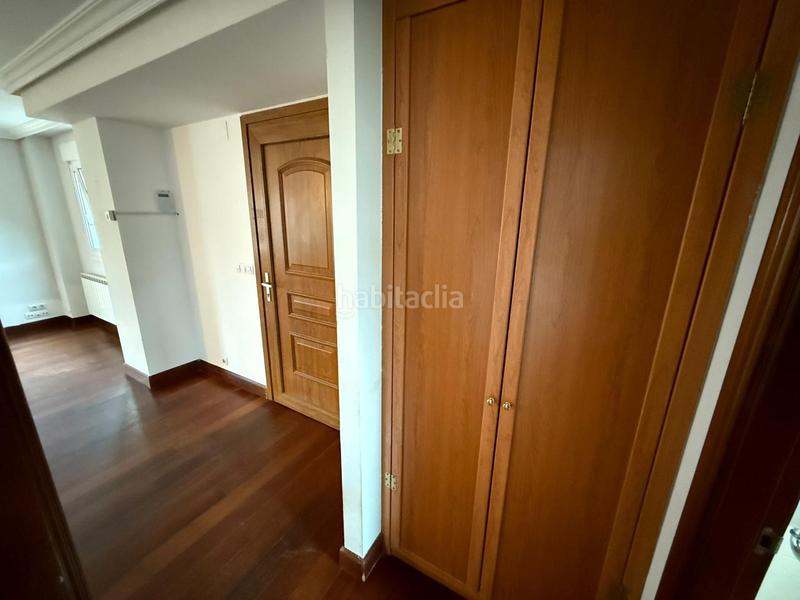 Foto d64ca229-8204-43ff-89bb-843916b79dba. Casa en barrio sámano 40 en Samano Castro - Urdiales