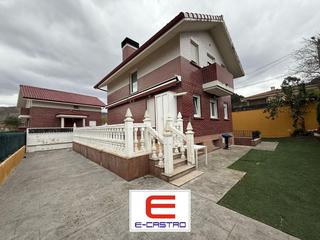 House in Barrio sámano 40