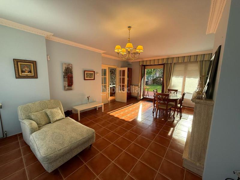 Foto 132a8e5d-bc83-4837-a0c4-fa3d303c7793. Casa en barrio brazomar 68 en Cotolino Castro - Urdiales