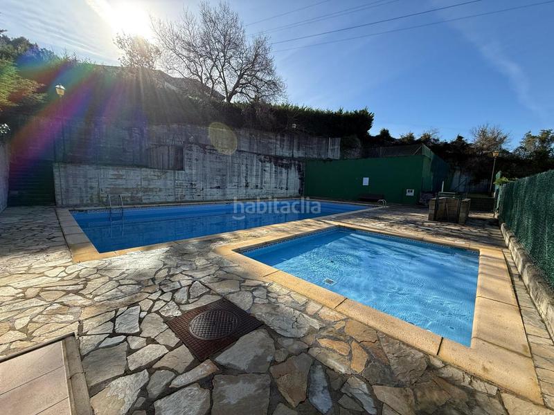 Foto 364cc9fd-0fa9-4075-be47-9d599e27a451. Casa en barrio brazomar 68 en Cotolino Castro - Urdiales