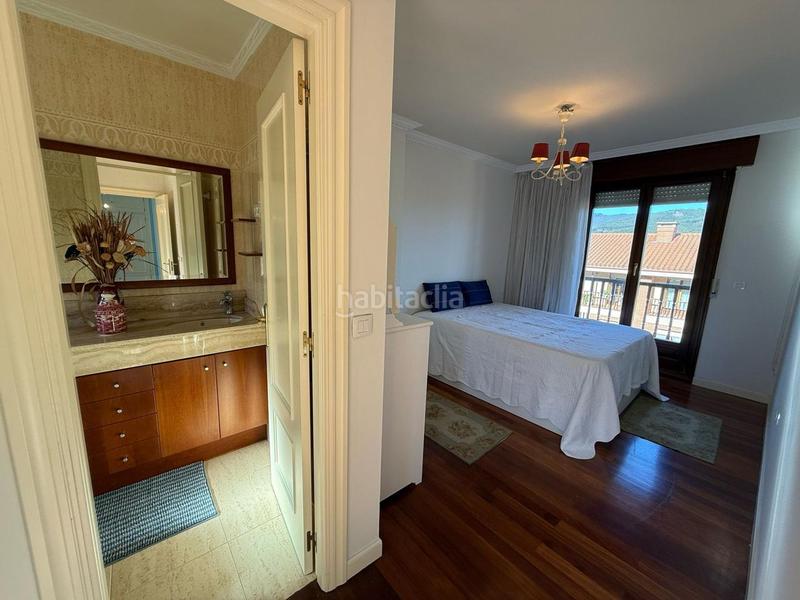 Foto e4b6230c-abdf-4df4-a05c-ef06aab474a4. Casa en barrio brazomar 68 en Cotolino Castro - Urdiales