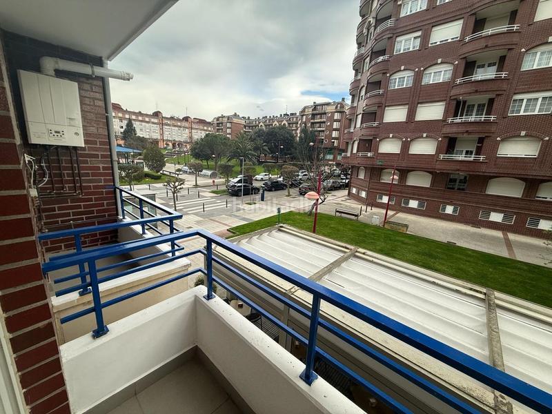 Foto 2b5b6a45-bbf0-4635-af6c-945a8d9037c1. Piso en ataúlfo argenta 4 en Cotolino Castro - Urdiales