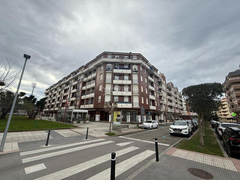 Foto b106725f-155e-4b2c-bb13-ab35f09172d1. Piso en ataúlfo argenta 4 en Cotolino Castro - Urdiales