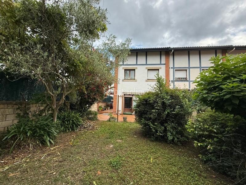Foto 69af6de8-7049-40b2-a3ec-737ba33c6849. Casa a schiera con riscaldamento piscina in Mioño-Santullán Castro - Urdiales