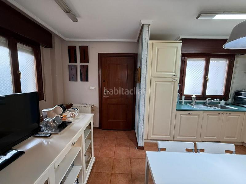 Foto 08495c9a-e4aa-44a7-827f-e23cdbcf6abd. Casa adosada en Mioño-Santullán Castro - Urdiales