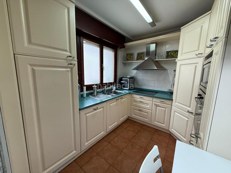 Foto 48f9a209-9650-435b-9331-423e4ac40862. Casa adosada en Mioño-Santullán Castro - Urdiales