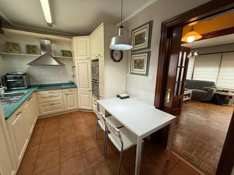 Foto f10dbcca-5bfd-4bdb-b69b-eb04c6c57b00. Semi detached house with heating pool in Mioño-Santullán Castro - Urdiales