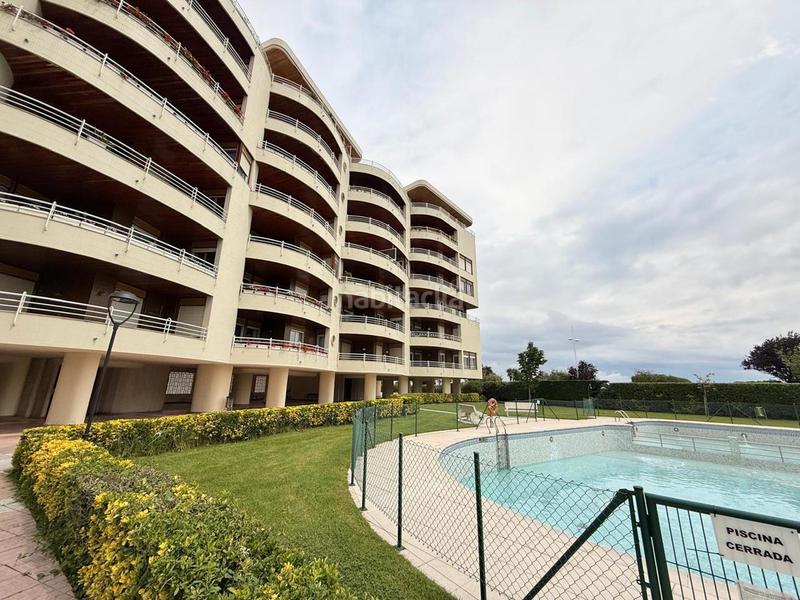 Foto b88934c4-024d-4dc3-9711-c582dd052606. Appartement avec chauffage parking piscine dans Brazomar Castro - Urdiales