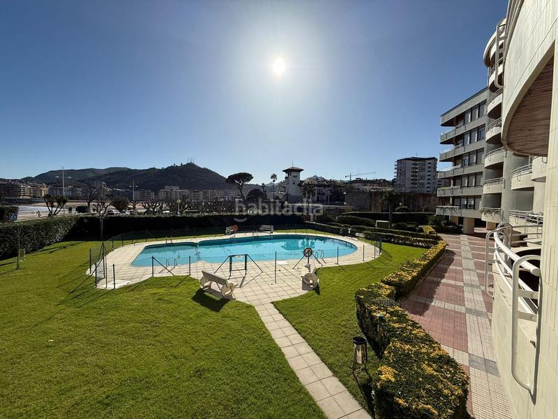 Foto 1cd6fb9c-f00b-4355-ac29-d18ad0b0132e. Pis amb calefacció aparcament piscina a Brazomar Castro - Urdiales