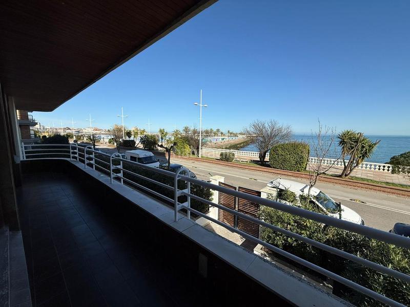 Foto 86a90fd0-b3c1-4db4-94d0-f075f00e1bab. Pis amb calefacció aparcament piscina a Brazomar Castro - Urdiales